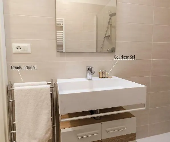 Le Torri Suite, Davanzale Vista Due Torri * Bologna