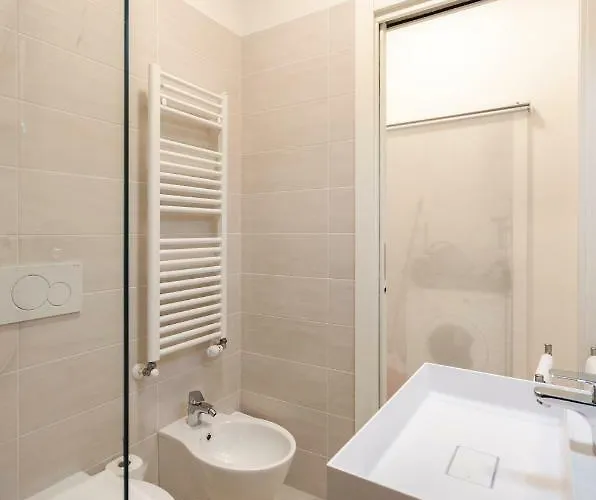 Le Torri Suite, Davanzale Vista Due Torri